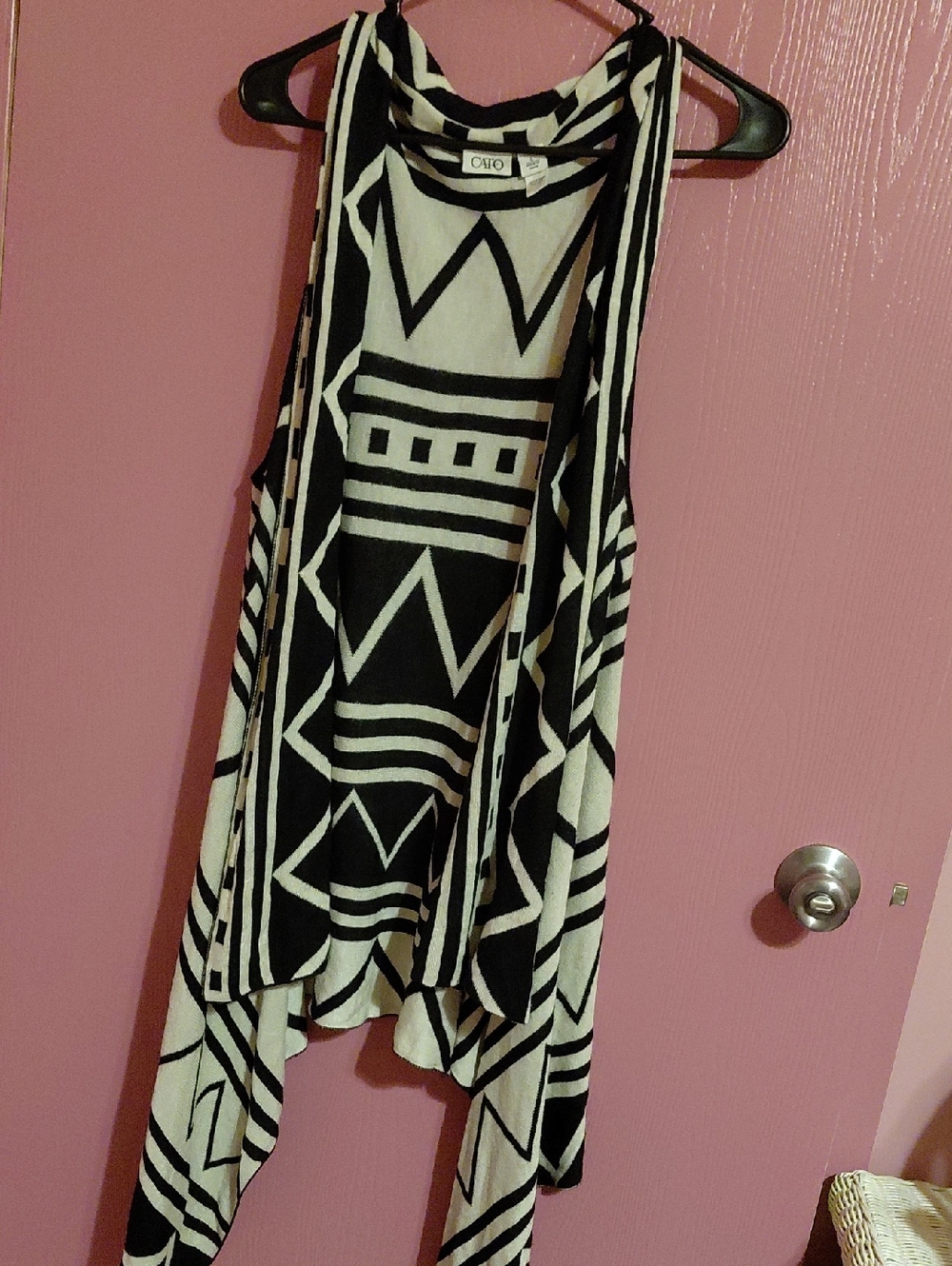 Cato Black & White Geometric Drape Vest